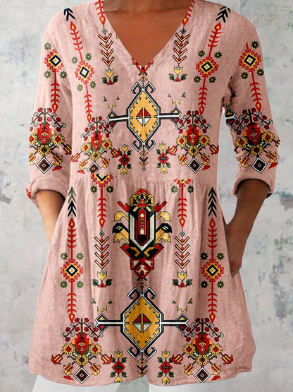 Women's Pellis Geometric Pattern Cotton and Linen V-neck Top